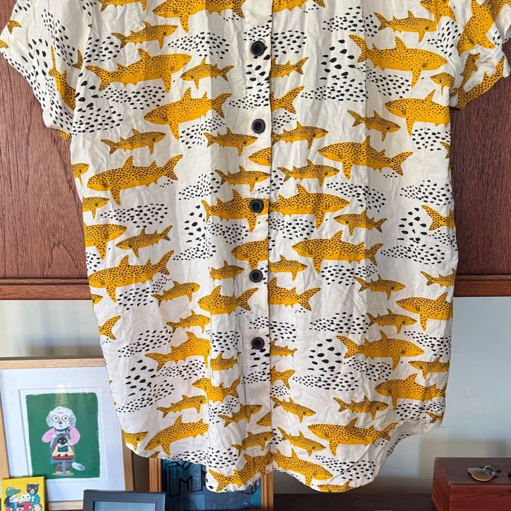 Nooworks Hard to Find Joyce Button Down Shirt - Yellow Sharks on White. Sz XL - Picture 4 of 9